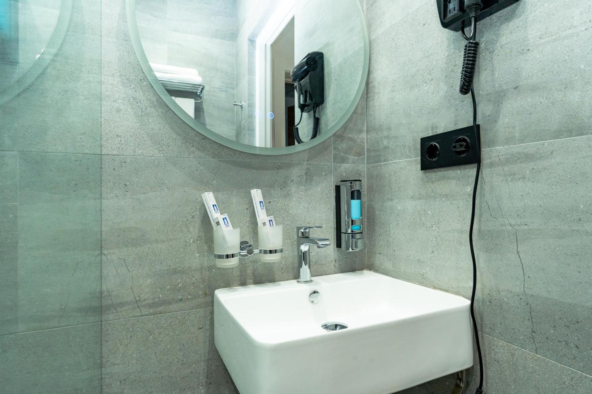 Harmony Hotel Tashkent Bagian luar foto